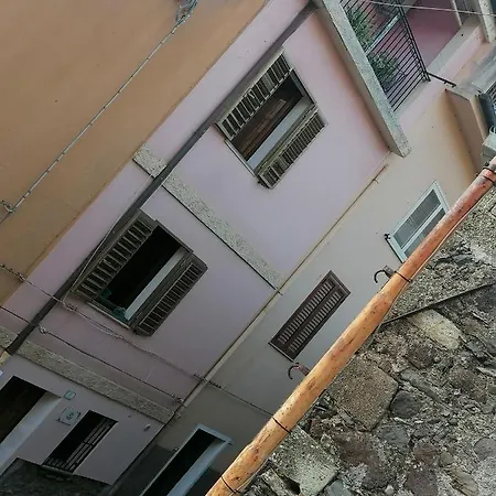La Casa Di Luisa Santu Lussurgiu